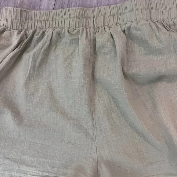 Prettylittlething Green Linen  Beach Shorts SZ USA 10 UK 14 - Picture 8 of 12